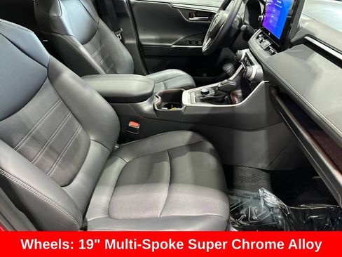 Used 2025 Toyota RAV4 Limited w/ Advanced Technology Package AWD/4WD image 20