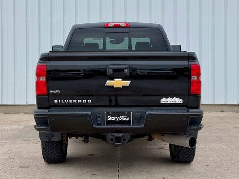 Used 2015 Chevrolet Silverado 2500 High Country w/ Duramax Plus Package AWD/4WD image 5