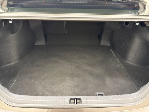 Used 2018 Toyota Camry XLE image 26