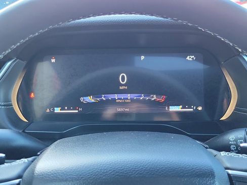 Used 2025 Jeep Grand Cherokee L Altitude w/ Trailer Tow Package image 11