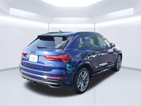 Certified 2023 Audi Q3 2.0T Premium Plus w/ Premium Plus Package AWD/4WD image 11