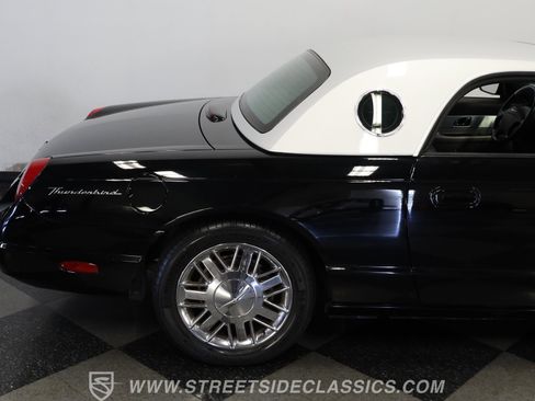 Used 2002 Ford Thunderbird Neiman Marcus image 27