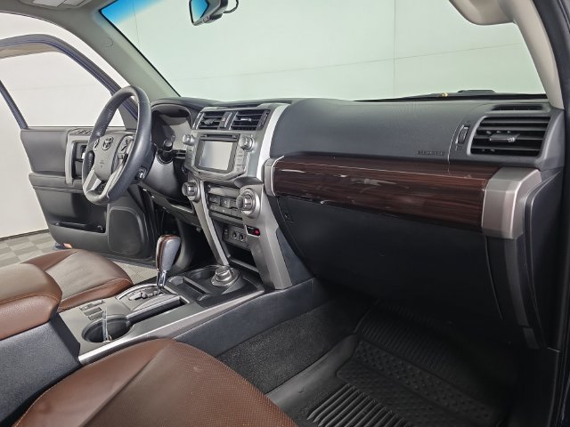 Used 2019 Toyota 4Runner Limited AWD/4WD image 30
