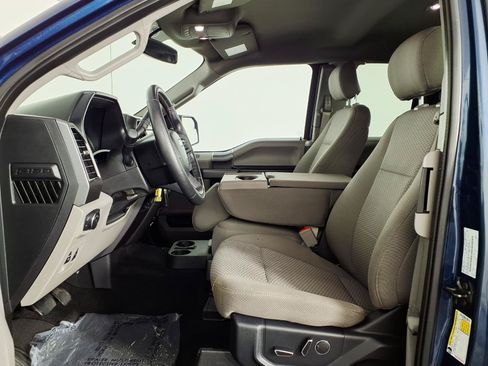 Used 2018 Ford F150 XLT w/ Equipment Group 302A Luxury RWD image 17