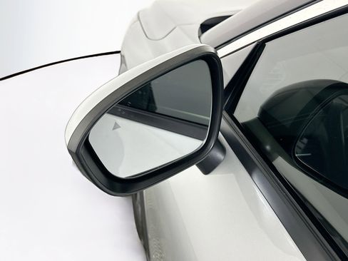 Used 2021 Nissan Rogue SV FWD image 16