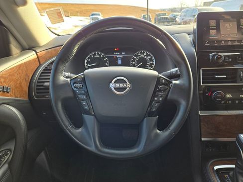 Used 2022 Nissan Armada SL w/ Captain's Chairs Package image 19