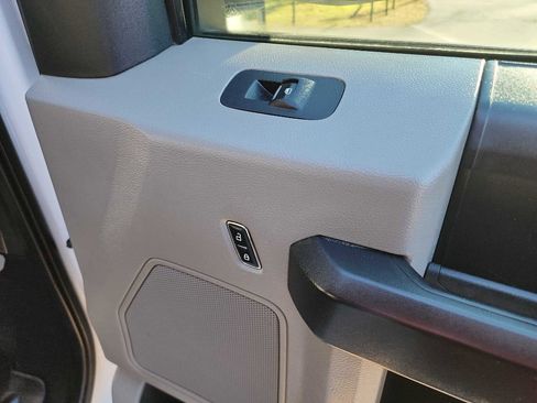 Used 2020 Ford F250 XL w/ STX Appearance Package image 34