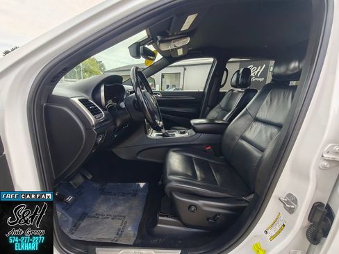 Used 2019 Jeep Grand Cherokee Limited AWD/4WD image 17