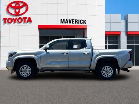 New 2026 Toyota Tacoma SR5 RWD image 2