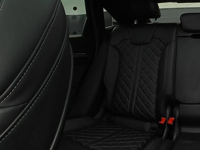 Used 2023 Audi SQ5 Prestige w/ Prestige Package AWD/4WD image 29