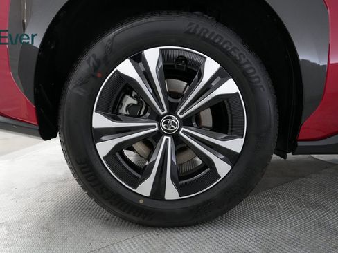 Used 2024 Toyota bZ4X XLE image 20