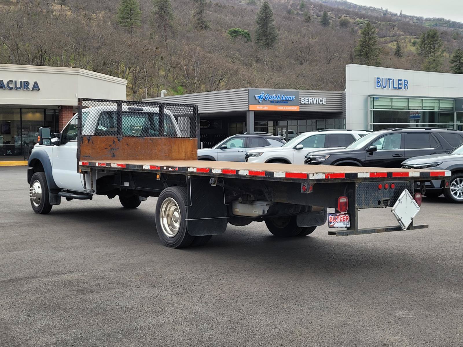 Used 2016 Ford F550 2WD Regular Cab Super Duty image 7