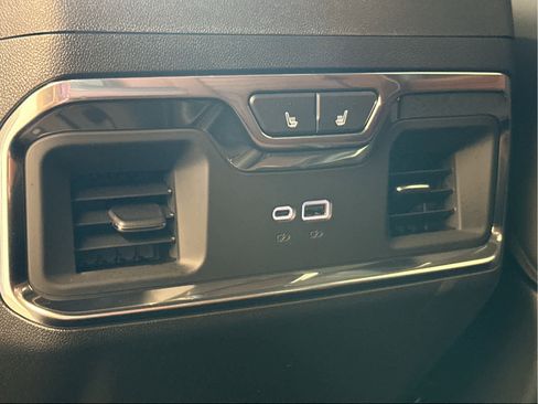 New 2025 GMC Sierra 2500 Denali Ultimate image 31