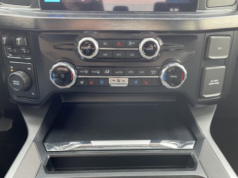 Used 2026 Ford F450 Lariat image 25