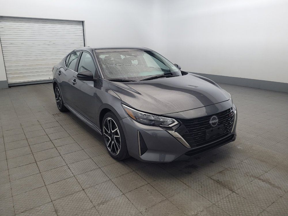 Used 2025 Nissan Sentra SR FWD image 13