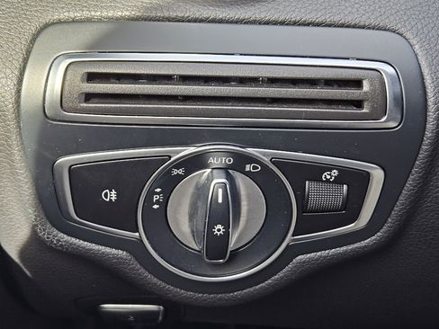 Certified 2019 Mercedes-Benz C 300 Sedan image 20