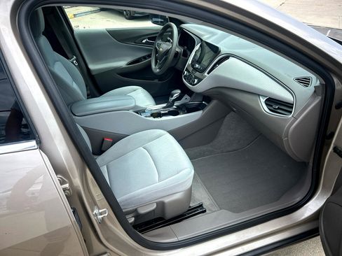 Used 2022 Chevrolet Malibu LT image 15