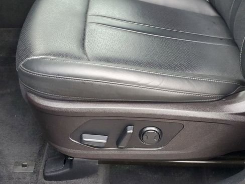 Used 2021 Kia Sorento S image 11