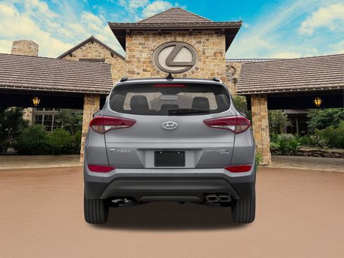 Used 2017 Hyundai Tucson Limited w/ Limited Ultimate Package 03 image 8