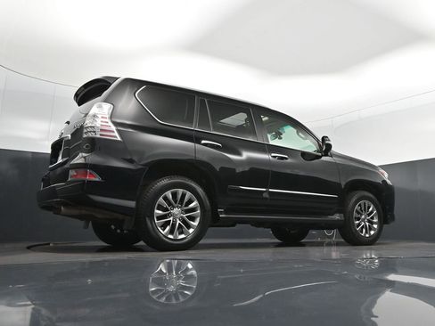 Used 2019 Lexus GX 460 Luxury AWD/4WD image 42