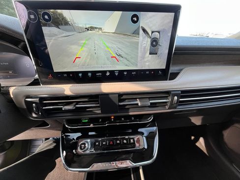 Certified 2023 Lincoln Corsair Reserve w/ Equipment Group 201A image 12