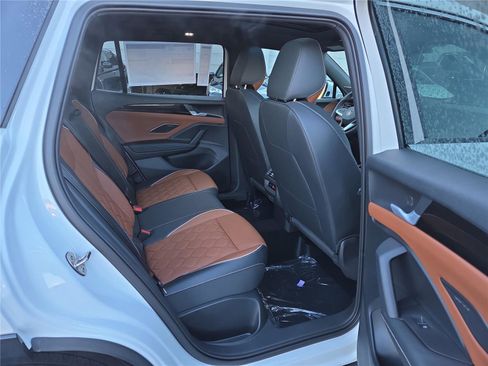 New 2026 Volkswagen Tiguan SEL R-Line image 31