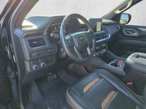 Used 2023 GMC Yukon AT4 w/ Technology Package image 11