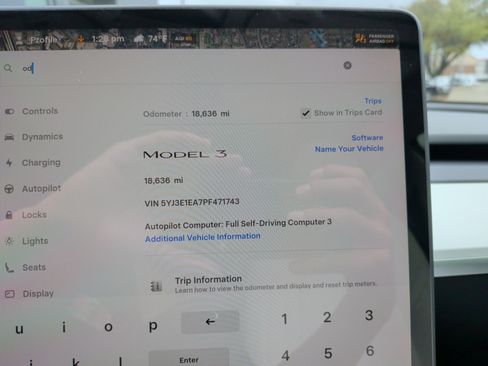 Used 2023 Tesla Model 3 Standard Range image 22