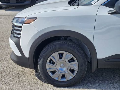 New 2026 Nissan Kicks S image 5