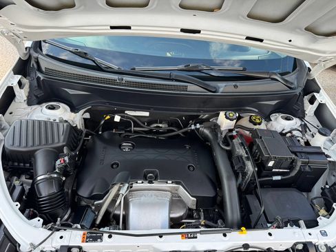 Used 2019 Chevrolet Equinox Premier FWD image 38