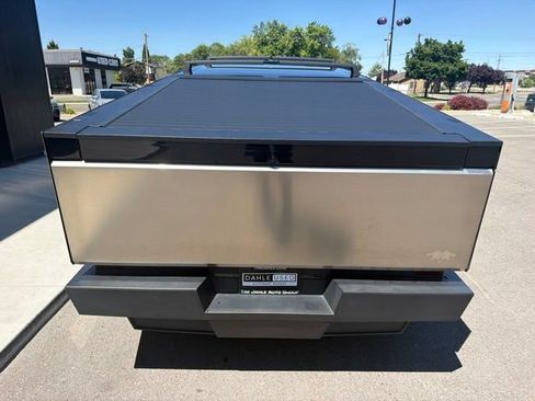 Used 2024 Tesla Cybertruck Cyberbeast AWD/4WD image 7