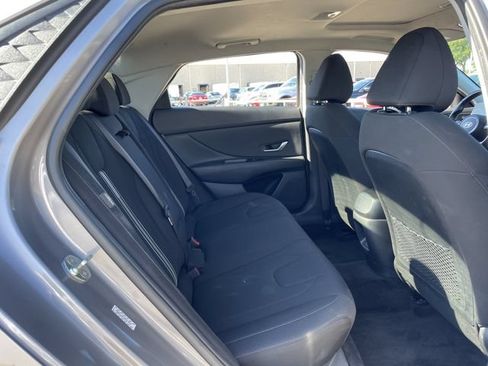 Used 2024 Hyundai Elantra SEL w/ Convenience Package FWD image 27
