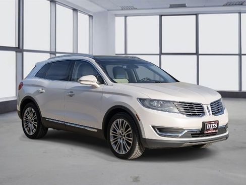 Used 2018 Lincoln MKX Reserve w/ Lincoln MKX Climate Package image 3