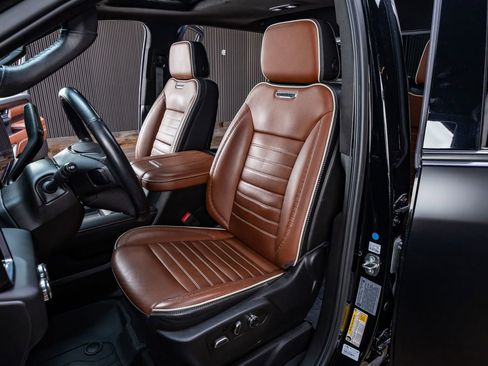 Used 2024 GMC Sierra 2500 Denali Ultimate image 30