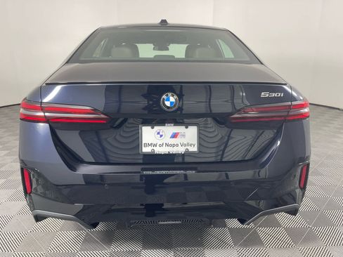 New 2026 BMW 530i w/ M Sport Package RWD image 4