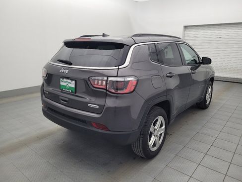 Used 2024 Jeep Compass Latitude image 9