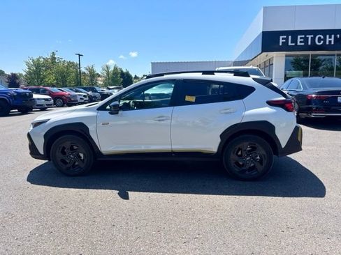 Used 2024 Subaru Crosstrek 2.5i Sport AWD/4WD image 9