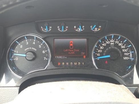 Used 2014 Ford F150 XLT w/ Equipment Group 302A Luxury AWD/4WD image 37