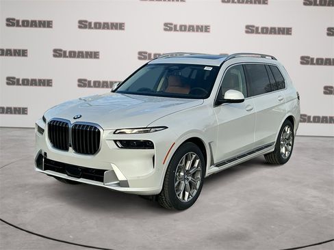 New 2026 BMW X7 xDrive40i w/ Premium Package image 1