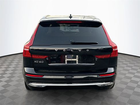 Used 2022 Volvo XC60 B6 Inscription w/ Advanced Package image 7