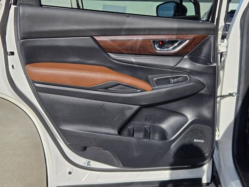 Used 2024 Subaru Ascent Touring w/ Popular Package #2 image 26