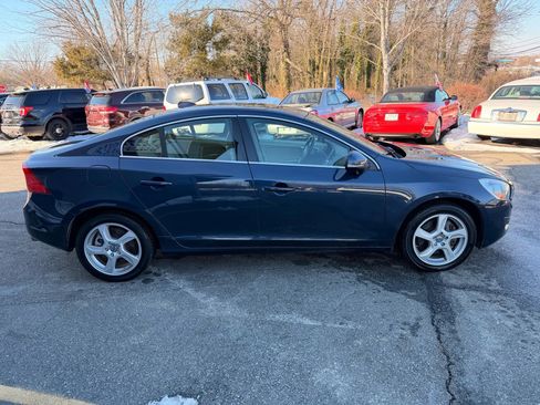 Used 2013 Volvo S60 T5 image 7