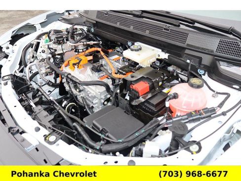 New 2026 Chevrolet Equinox EV LT image 32