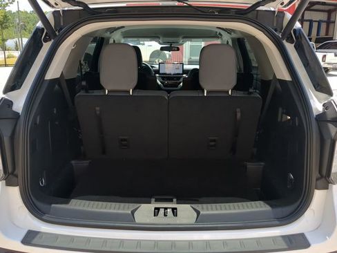 New 2025 Ford Explorer Active w/ Active Comfort Package image 21