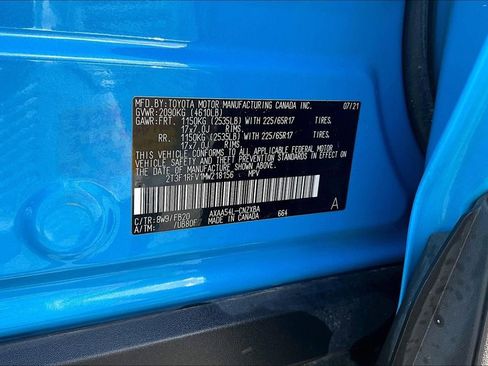 Used 2021 Toyota RAV4 LE w/ Carpet Mat Package (TMS) AWD/4WD image 34