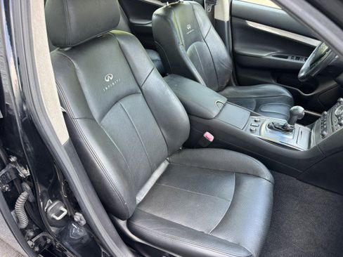 Used 2013 INFINITI G37 x Sedan w/ Premium Pkg AWD/4WD image 27