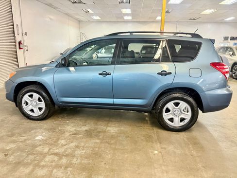 Used 2011 Toyota RAV4 Sport Utility 4D w/ Base L4 Extra Value Pkg image 8