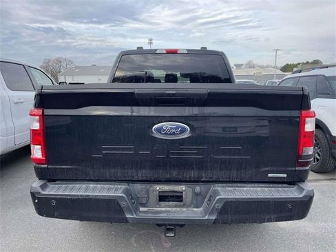 Certified 2022 Ford F150 XL w/ STX Appearance Package image 5