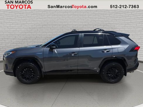 Used 2021 Toyota RAV4 XSE AWD/4WD image 9