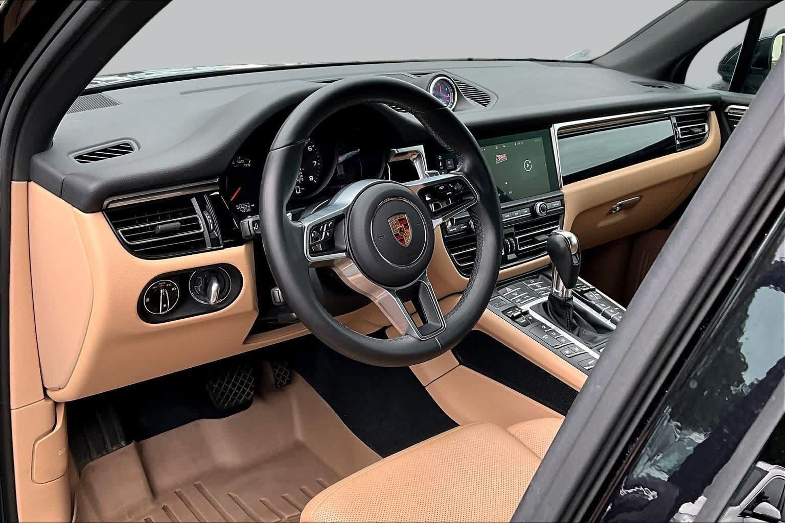 Used 2021 Porsche Macan AWD/4WD image 17